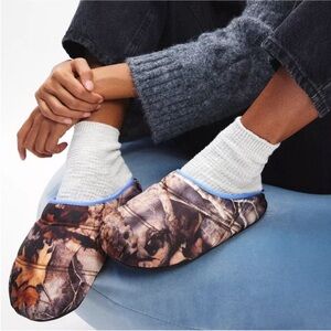 NWOT BAGGU Puffy Slippers Size XL